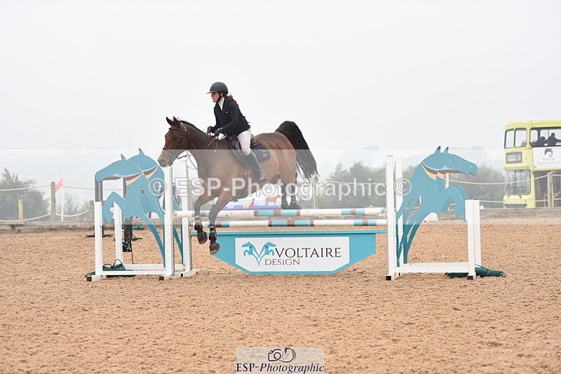 230916A-160916-05503 - Cls 18 Snr 95cm Derby