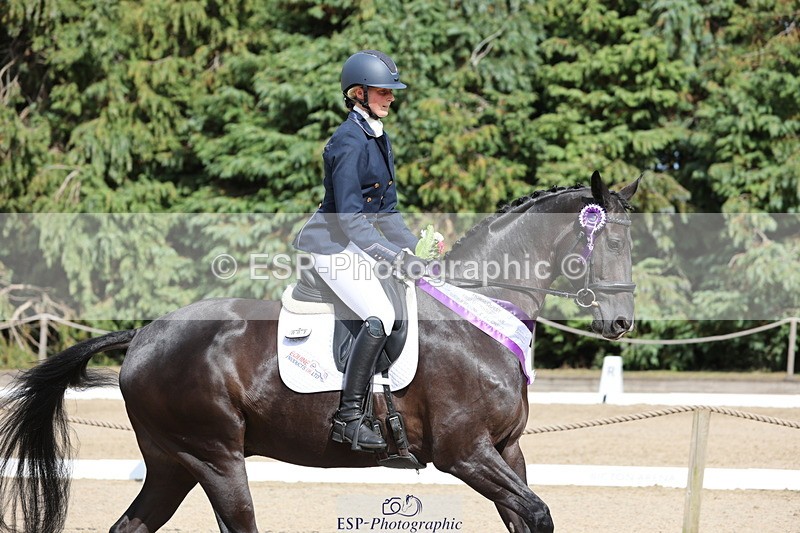 250809A-155501-04675 - Elementary SILVER Presentations