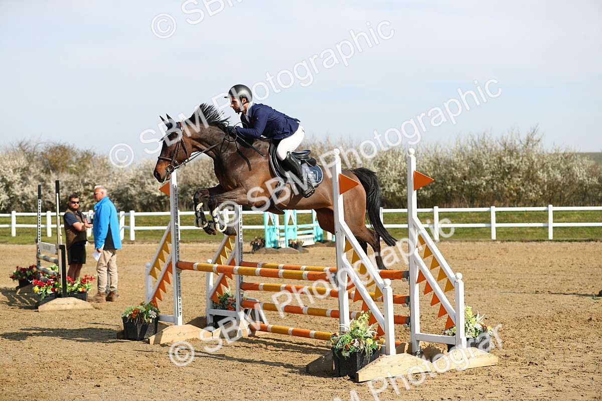 SBM_002011 - Class 8 - Senior British Novice - 90cm