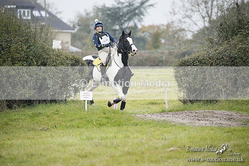 WWHT 181020 WWHT 181020 812 - WWEC Novice Pairs (0.80m) 18/10/20