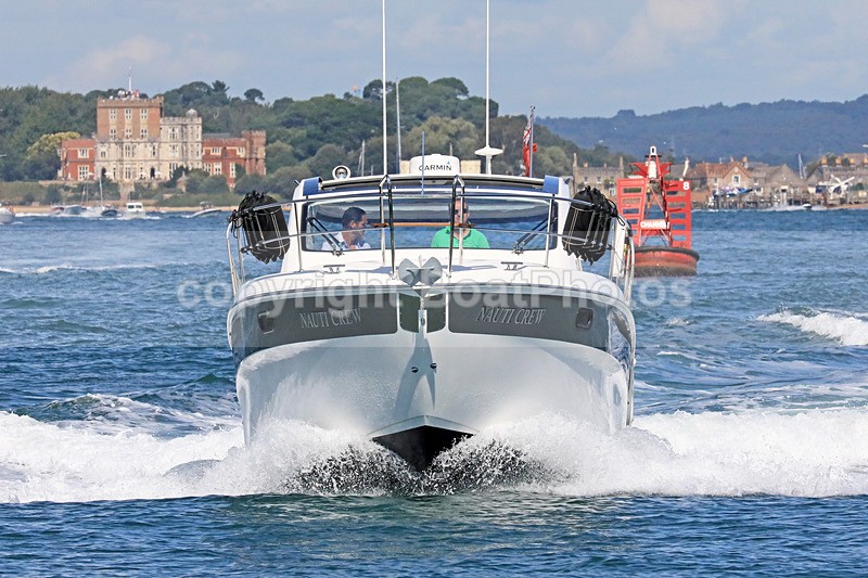 170813 NAUTI CREW - BAVARIA SPORT 35 HT 1Y3A3185 - Motorboats - Open