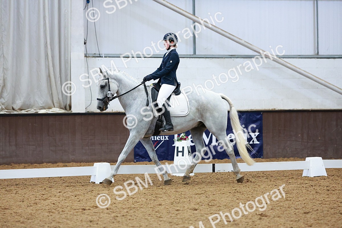 SBM_004082 - Class 12 - E2 Championship - 14.50-15.53