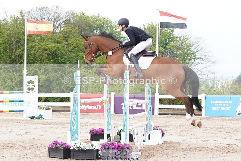 250425-100102-08422 - Cls 30 Young Horse 6yr old