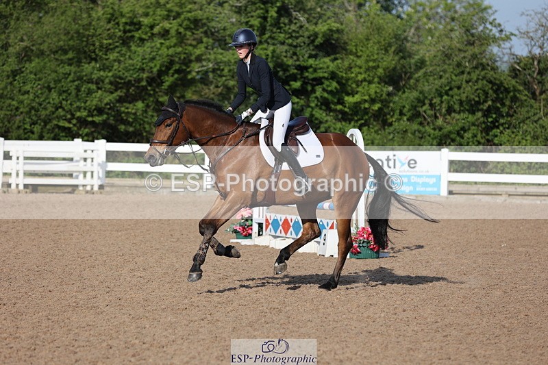240510A-082055-04190 - Cls 13 British Novice and 90cm Open