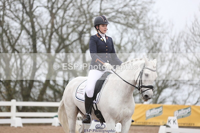 240217A-090118-00148 - 196-Anya.Hitt-Cnoc.an.noinin.Clover