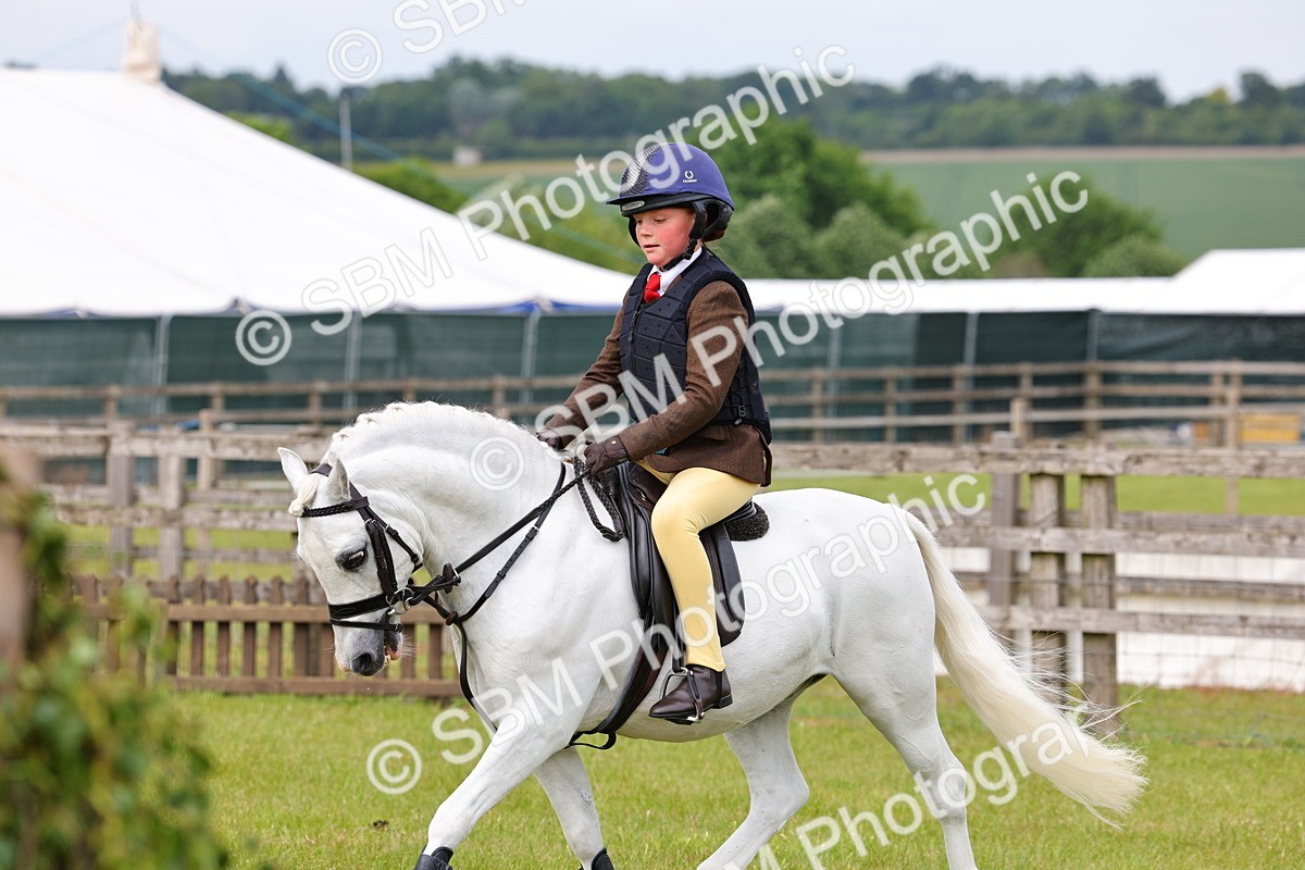 SBM_09500 - Class 44-45 - LIHS BSPS Open Nursery and Cradle Stakes