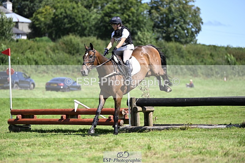 240811A-121145-02320 - 020-