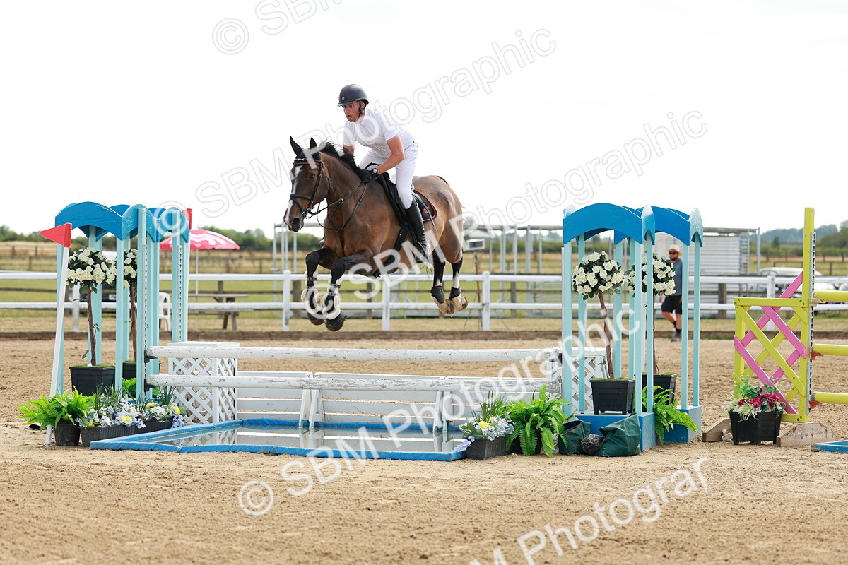 SBM_020341 - Class 22 - National 1.30m Open