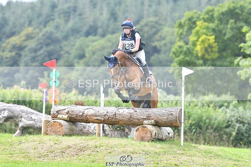 240803-144224-08001 - 228-Georgia_Toulson-Clarke-BOURVIL_VM_Z