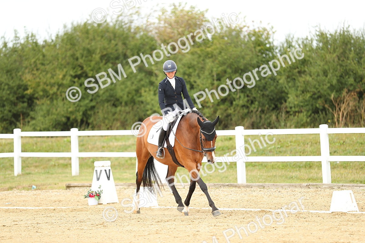 SBM_017893 - Class 14 - Novice 23 - 15.16-16.19