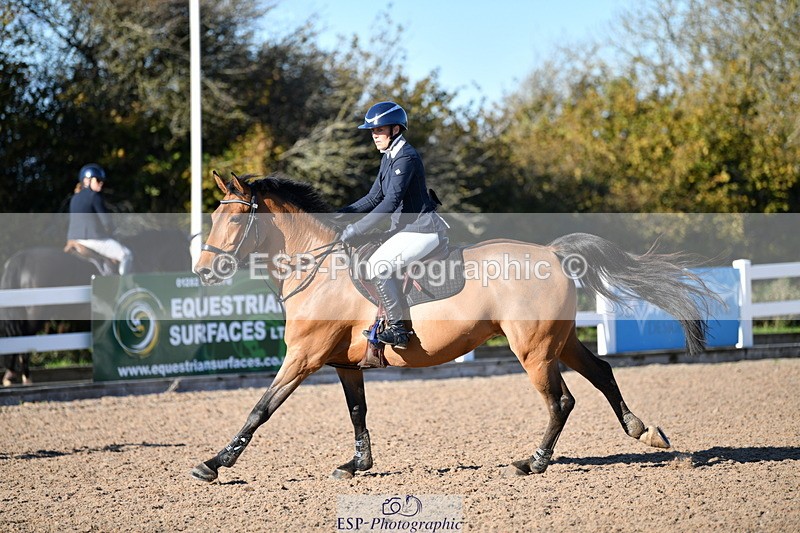 231110A-133247-00599 - Cls 5 Newcomers & 1.10m Open