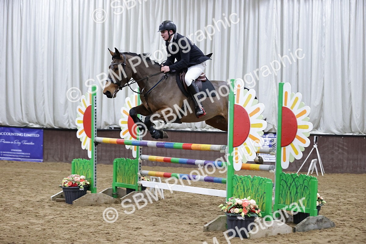 SBM_001033 - Class 4 - Senior Newcomers/ 1.10m Open