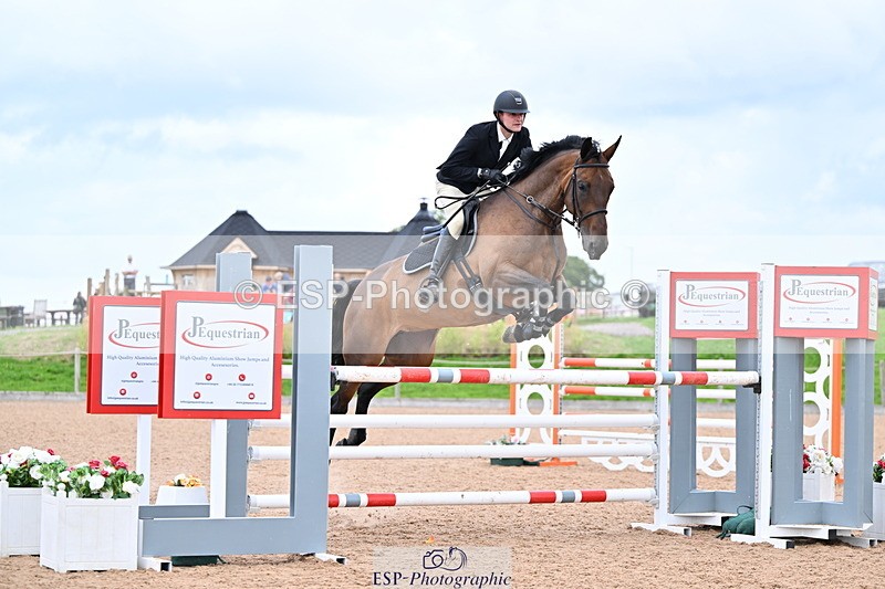 240726A-134541-01499 - Cls 3 Snr Foxhunter