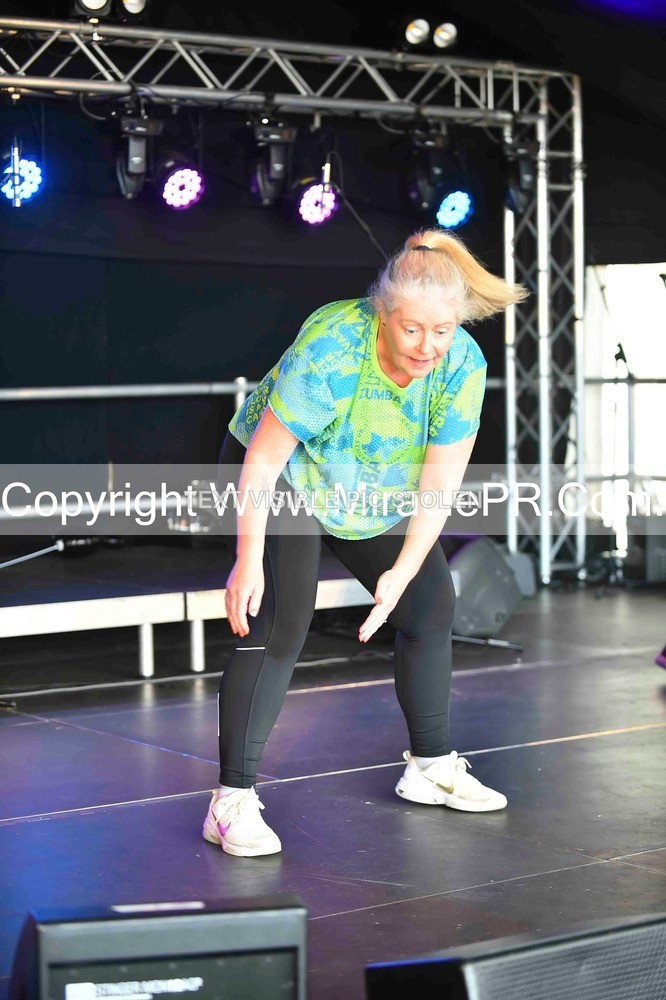 SH4_0129 - Zumba with Sara Ann.