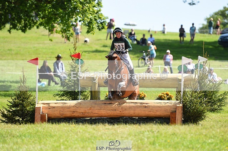 230527-111040-09107 - 303-JESMOND_RENARD-Susie_Berry-XC