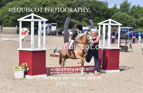 BPP_9653 - CLASS 1 SAT Derby Show Jumping 20CM,