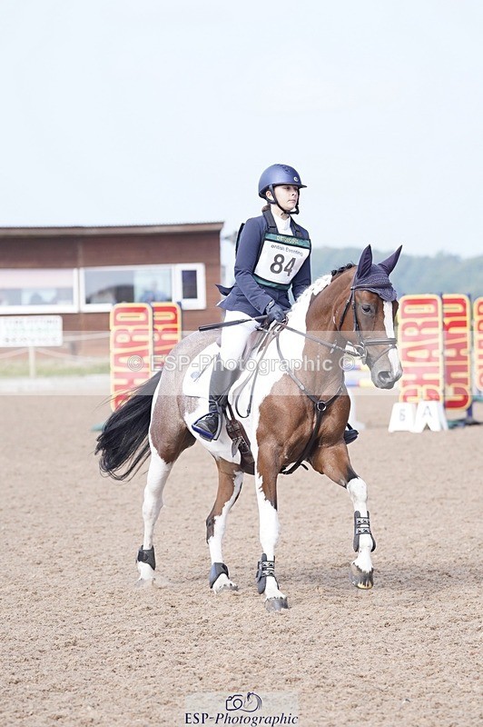 240831A-104044-00327 - 084-Sienna.Bragg-JANNIMESA.JEWEL