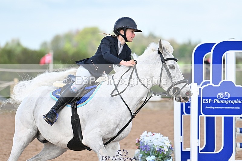 240506A-110853-08426 - Cls 3  Pony Discovery & 90cm Open