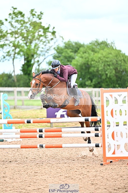 240608A-125022-02399 - Cls 4 Snr Newcomers and 1.10m Open