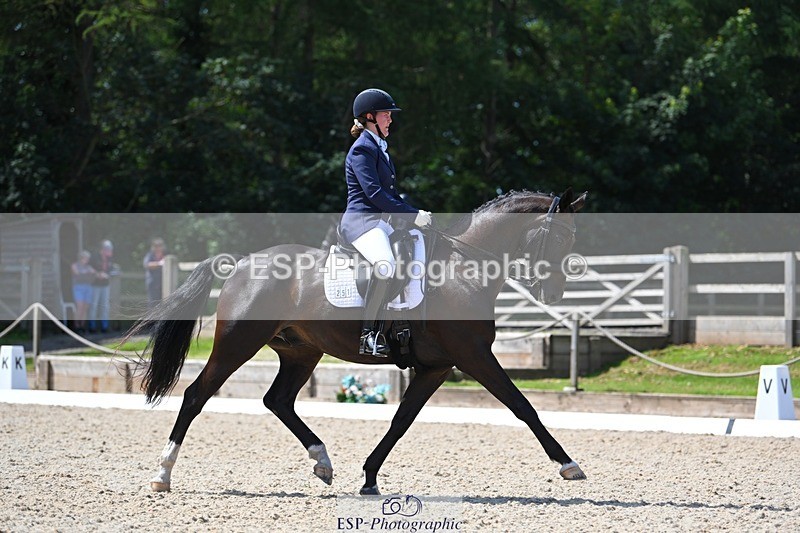 230811-121627-01226 - Cls 4 Adv Medium Silver