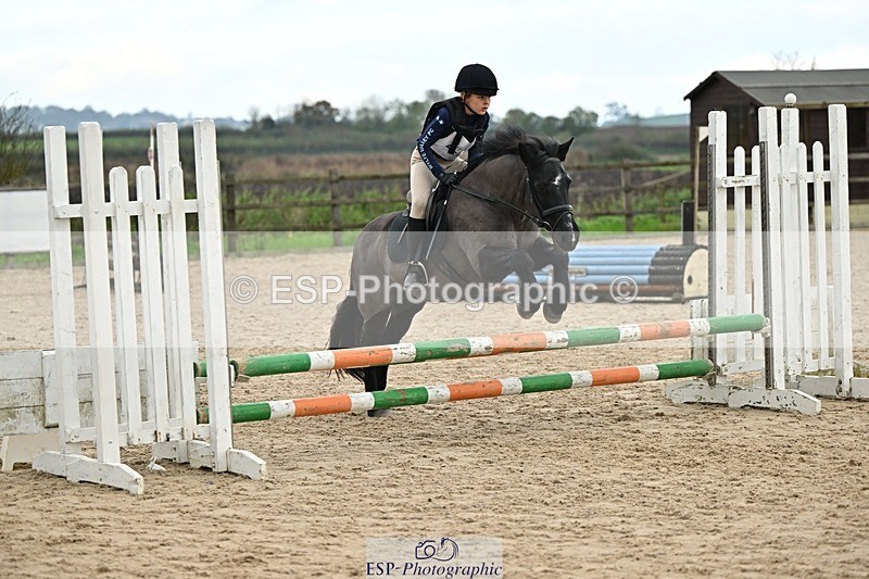 241110-134327-00920 - 60-65cm Arena Eventing