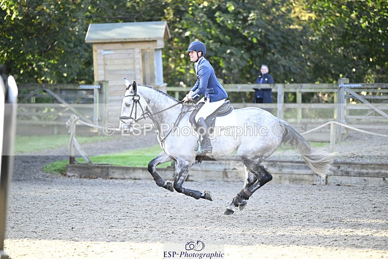 241026-115543-12678 - 001-Cameron.Beer-NEWPORTS.DEFINITELY.UNTOUCHABLE