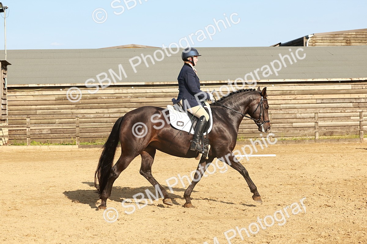 SBM_000366 - Class 5 - Novice 2