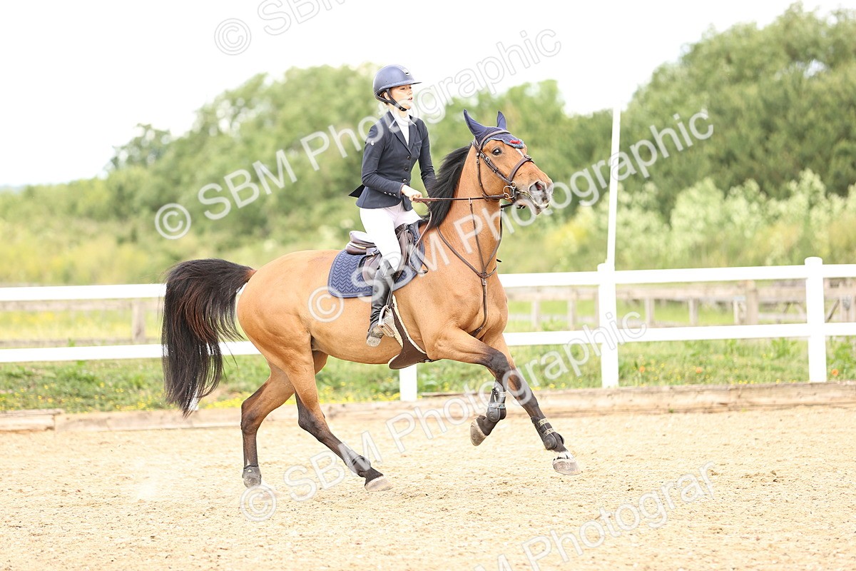 SBM_006404 - Class 16 - Senior British Novice - 90cm