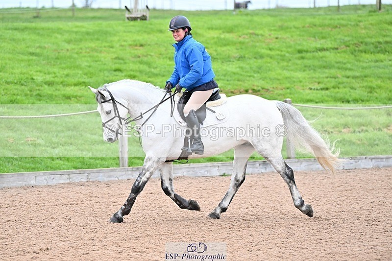 241116X-083357-00300 - Clear Round