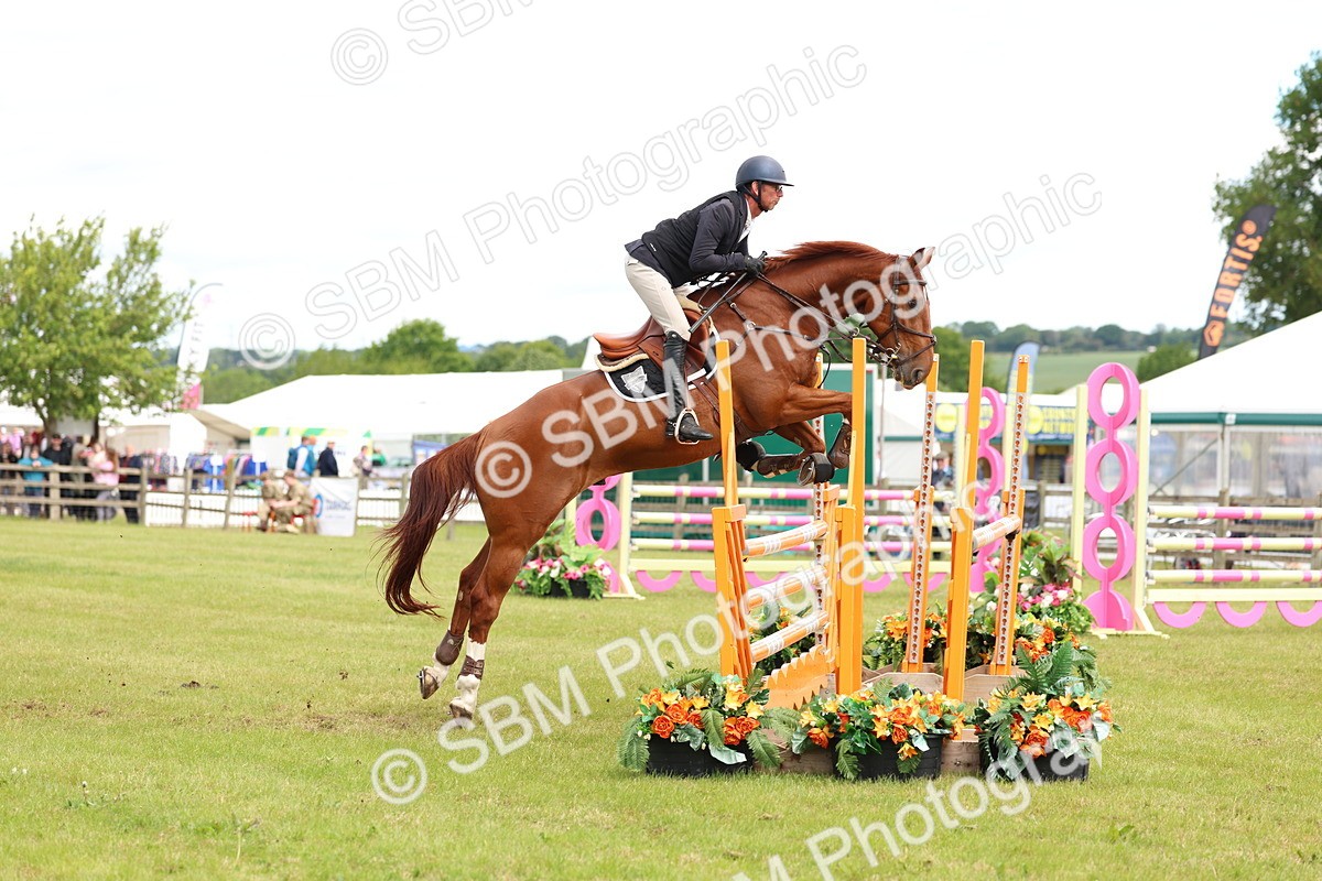 SBM_13740 - Class 206 - Senior Newcomers - 1.10m Open