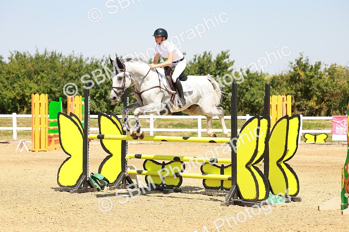 SBM_001596 - Class 4 - Senior Newcomers - 1.10m