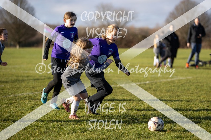 1DX31255 - 2026-01-17 FC Abbey Meads U9 Purple Girls V Develop FC U9 Girls