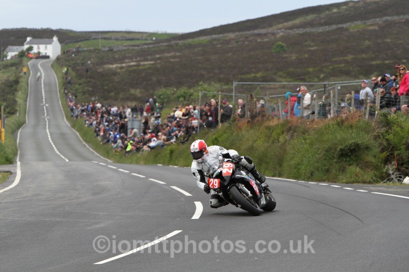 Ian Pattinson BMW / Weardale Racing Ltd - Pokerstars Senior TT