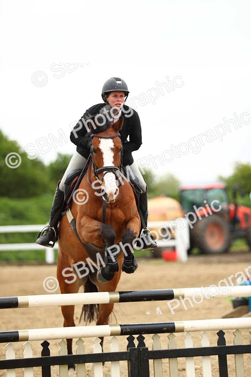 SBM_000620 - Class 2 - Senior British Novice 90cm