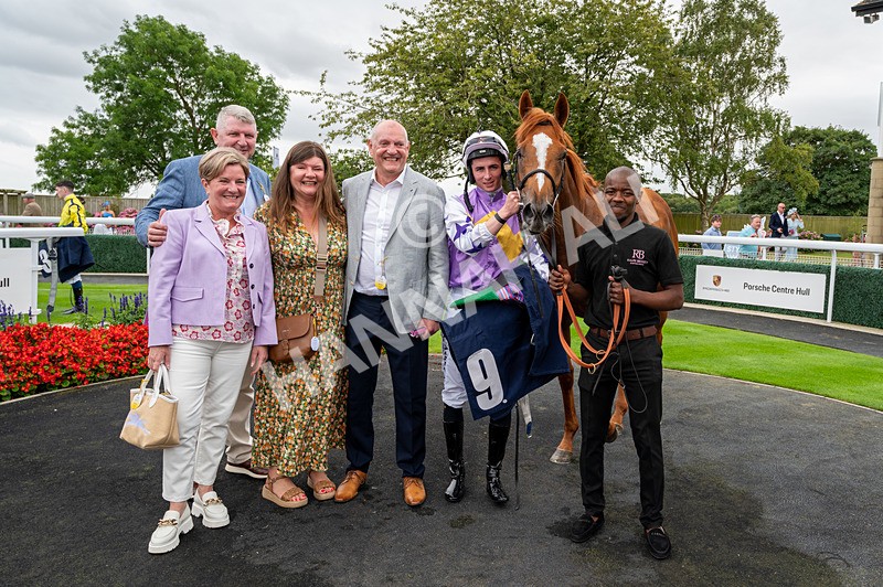 140824-Race 2-Stanhope Gardens-2571 - Race 2