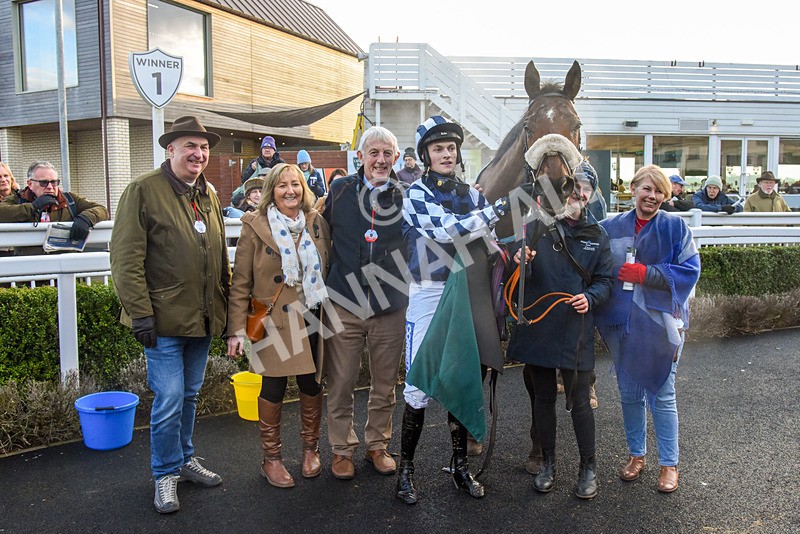 220125-Race 5-BraveTheWaves-4472 - Race 5