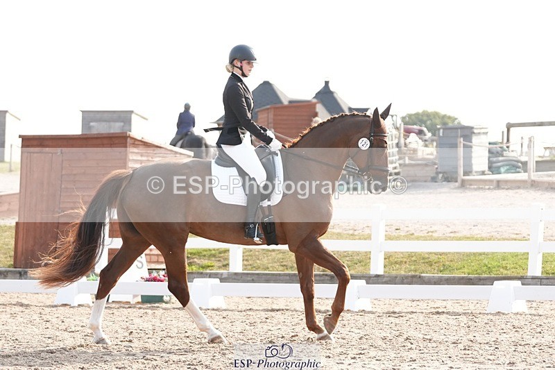 250817-090729-07097 - 121-Daisy.HedgesFelicia.v