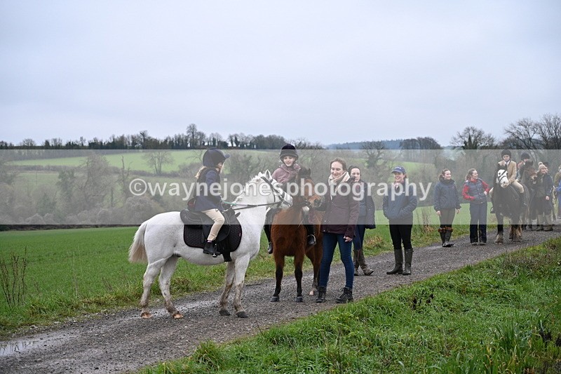 WJ7_9710 - Walk out..