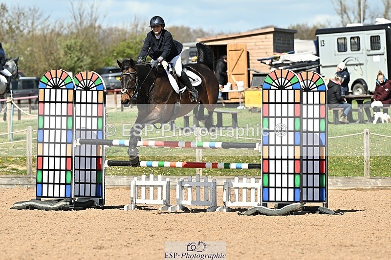 250416-150515-01594 - Cls 6 Foxhunter and 1.20m
