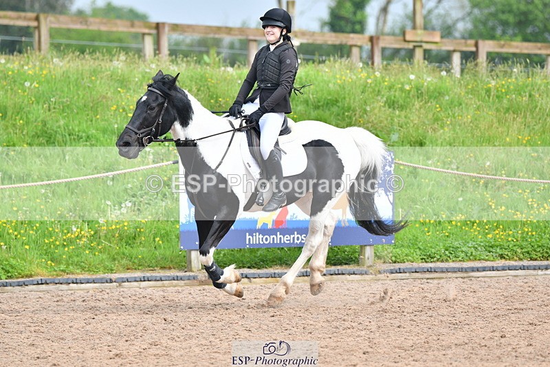 240518A-160015-02154 - Cls 7+8, 90cm and 1m