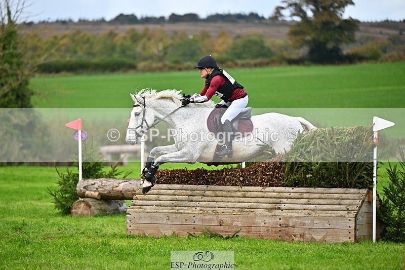 251025A-134353-20423 - F-476-Romellie.Brown