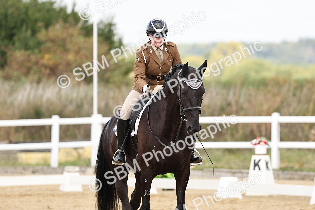 SBM_018286 - Class 16 - Novice 5 - 11.12-12.01