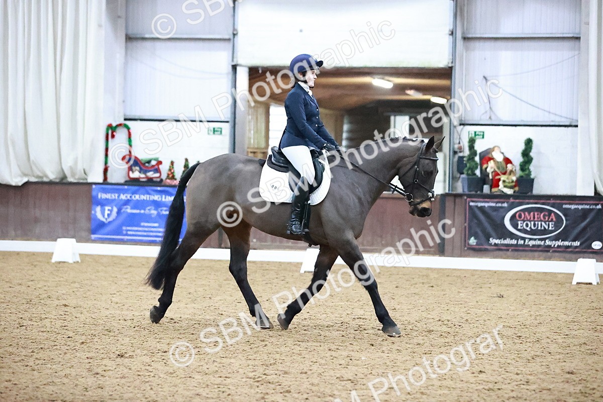 SBM_001726 - Class 9 - Novice 4