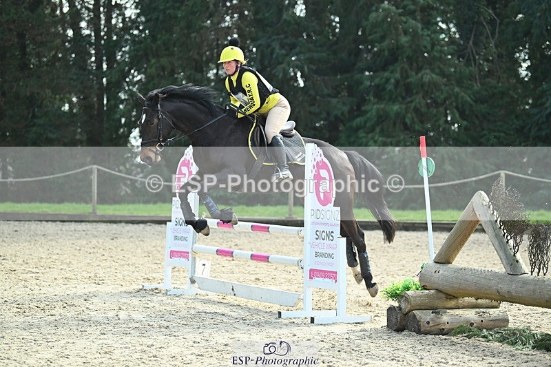 250309A-135744-01518 - Cls 03 90cm 13.50 to CW