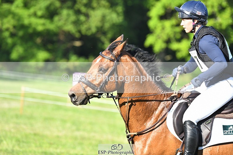 230527-181855-14112 - 177-ARGENTINO_BK-Dani_Evans-XC