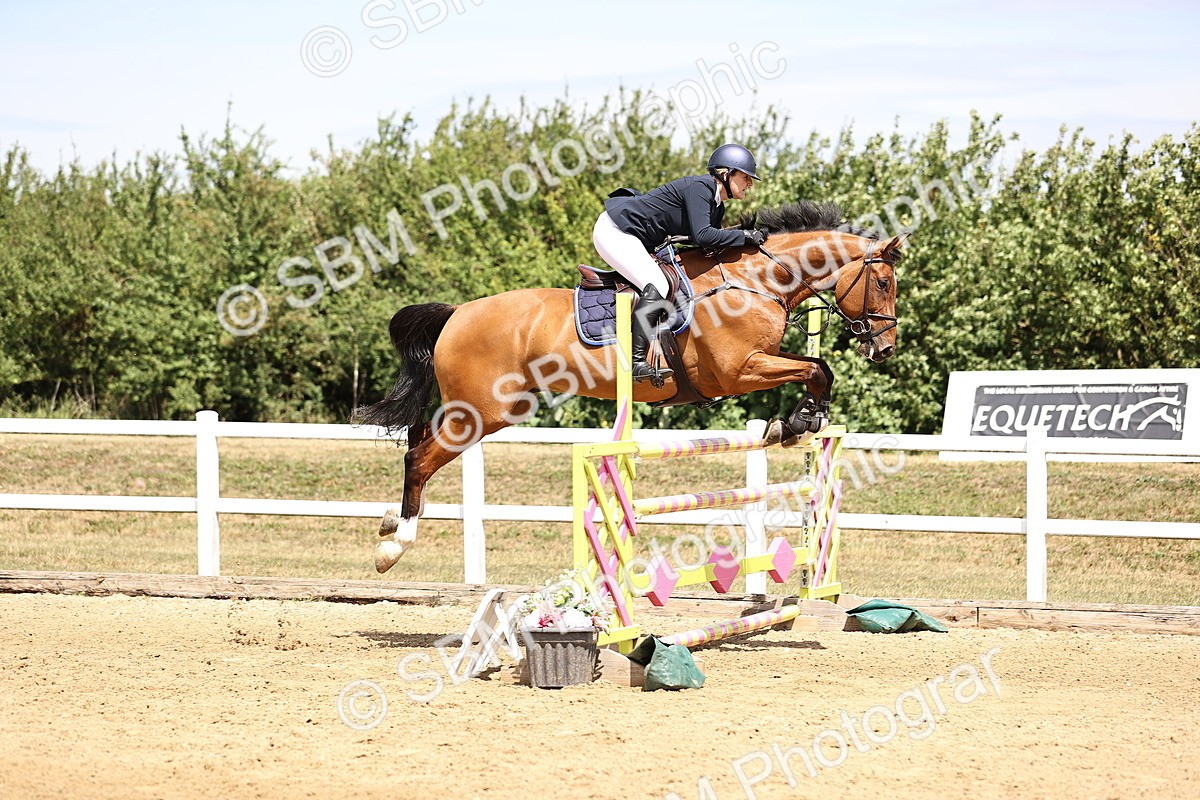 SBM_010337 - Class 9 - Senior Foxhunter - 1.20m Open