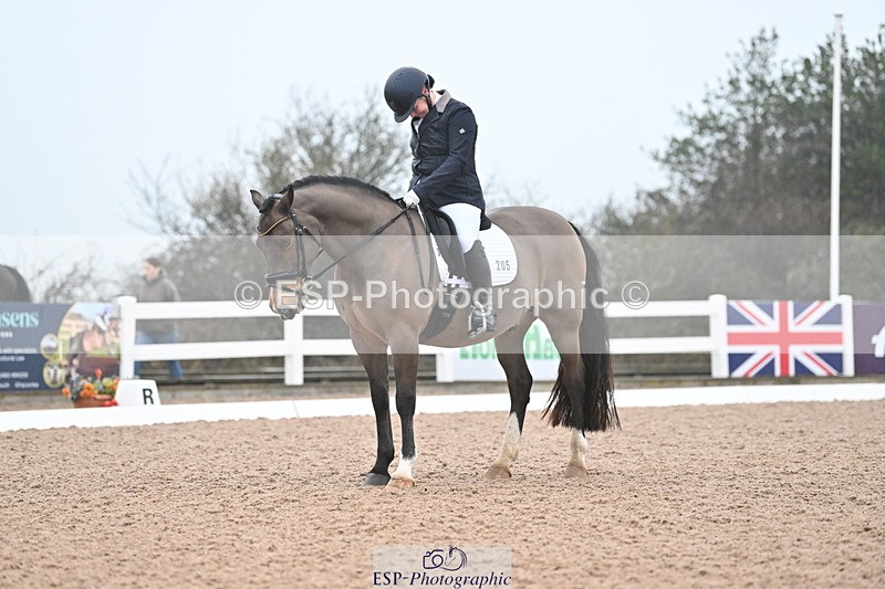 240217A-100220-00519 - 205-Emma.Murch-Gwynfaes.Gethin