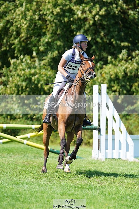 240811A-134942-04079 - 221-