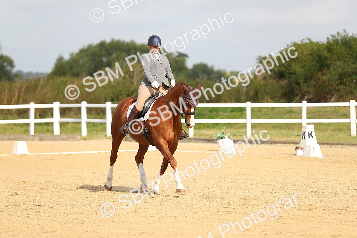 SBM_015442 - Class 14 - Novice 23 - 9.05-10.08