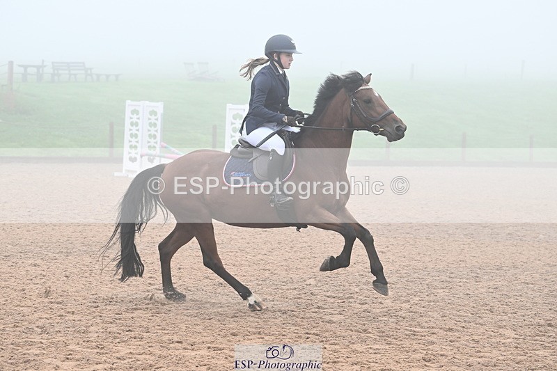 240907A-091146-00052 - Cls 1 Pony Intro 70cm